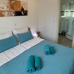 Isa 4 Bedrooms, 4 Bathrooms, Sauna, Jacuzzi, Panoramic View וילה Vrh (Krk)
