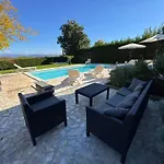 Isa 4 Bedrooms, 4 Bathrooms, Sauna, Jacuzzi, Panoramic View וילה *