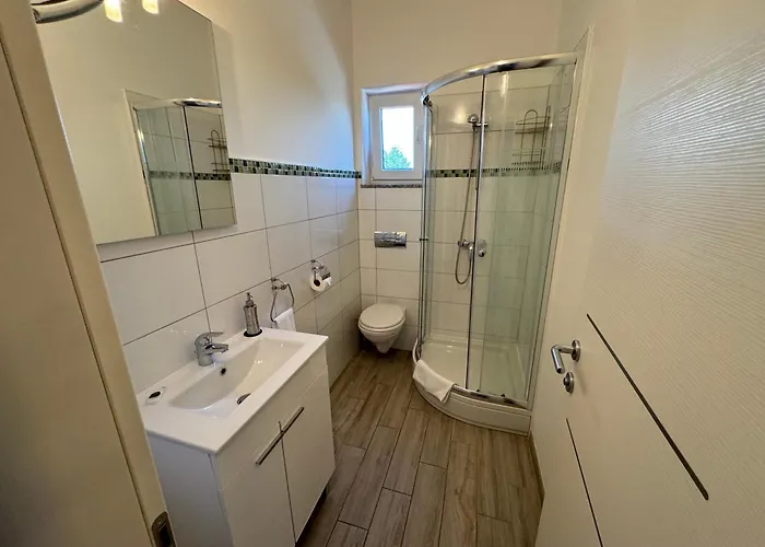 Isa 4 Bedrooms, 4 Bathrooms, Sauna, Jacuzzi, Panoramic View * Vrh (Krk)