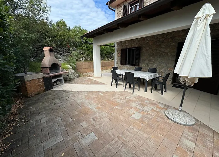 Villa Isa 4 Bedrooms, 4 Bathrooms, Sauna, Jacuzzi, Panoramic View Vrh (Krk)