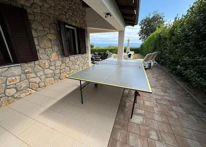 Villa Isa 4 Bedrooms, 4 Bathrooms, Sauna, Jacuzzi, Panoramic View Vrh (Krk)